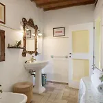 Villa Poggerello 18, Emma