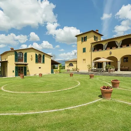 Poggerello 18, Emma Vila